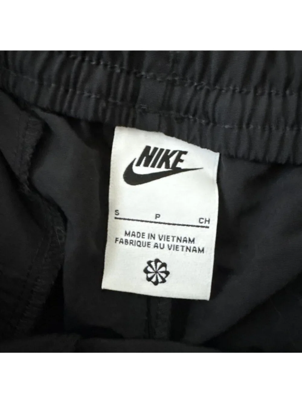 Nike Sportswear 5